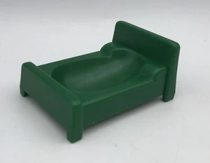 Vintage HASBRO Weeble Wobble 1973 DARK GREEN BED Haunted House Replacement - Picture 1 of 2