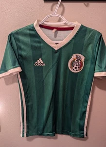 Adidas Boys Size 12 Green V-neck Tee - Picture 1 of 3