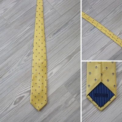 Charles Tyrwhitt Neck Tie 100% SILK Navy Gold Fleur-de-lis Print W 3.75" L 60 - Image 1 of 4