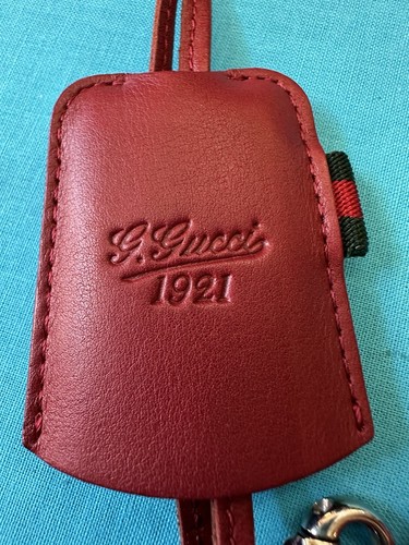 Orologio Gucci con collana Edizione Limitata