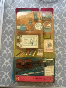 BARBIE 2001 FASHION AVENUE ACCESSORY BONANZA #2 - 21 ITEMS #28868 - NEW - Picture 1 of 6