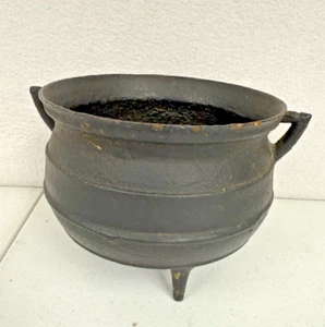 antique sm kettle pot caldron fireplace 5 in tall cast iron original 19th 1800 - Picture 1 of 6