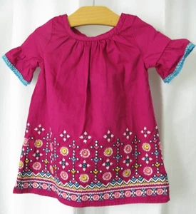 180627 Vestito Bambina 12M 12 Mesi ORIGINALE BAMBINO fr Osh Kosh Fucsia Ricamato  - Foto 1 di 6
