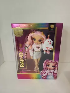 Rainbow High Rainbow Junior High Special Edition Kia Hart - 9" Pink Posable - Picture 1 of 6