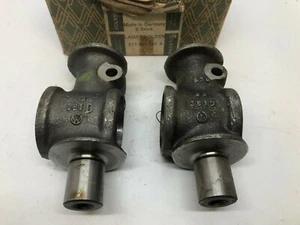 VW T2 Splitscree Bus -1962 Lower Kingpin Set 211405365A Genuine NOS - Picture 1 of 8