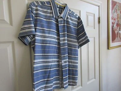 Perry Ellis , Size XL , Men's Short Sleeve Shirt  , 100% Cotton - Image 1 of 4