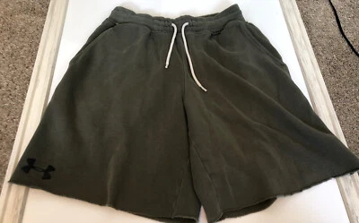 Pantalones Cortos Under Armour Para Hombre Corte Verde Tejido Talla Pequeña (C2) Foto 1 de 4
