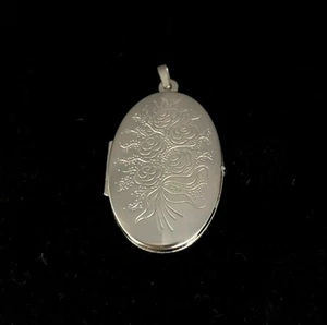 New Sterling Silver Oval Locket Photo Memories Family Love Sweet Engrave Friends - Picture 1 of 5