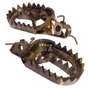 Apico Titanium Foot Pegs YAM YZ65-250 98-23, YZ/WR250F/FX 01-23, YZ450F 01-22 - Picture 1 of 1
