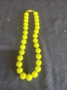 Chew Beads Jane Necklace, Lime Green Snap Clasp Silicone And Safe - Picture 1 of 2