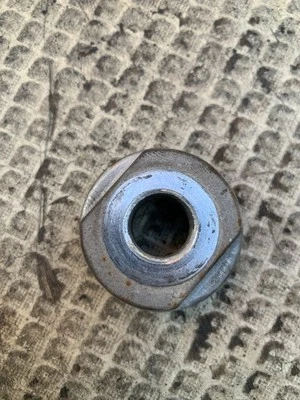 Renault Nissan Vauxhall 2.0 M9R DCi Cigüeñal Polea Espaciador Tráfico Vivaro Foto 1 de 3