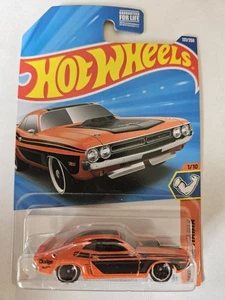 Hot Wheels Muscle Mania Cars, 71 Dodge Charger 1/10, 131/250 - Picture 1 of 3