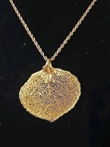 Aspen Leaf Pendant Filigree Gold Plate With 20" Gold Tone Chain-signed Wedgwood? - Picture 1 of 4