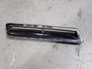 89 Firebird Trans Am SIDE HOOD VENT Grille 85 92 GTA TA tpi GM 10030565 #1 - Picture 1 of 5