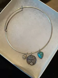 Silpada “Be Bright” Bangle Silver/Turquoise BRAND NEW, Never Worn! Adjustable - Picture 1 of 3