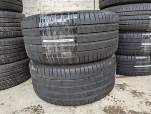 2x RunFlat Sommerreifen 305/40 ZR20 112Y * Pirelli PZero 5-6mm DOT 4419 - Bild 1 von 4