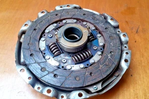 Kit Frizione Honda Civic 92 Bseries OEM Honda - con cuscinetto - disco 90/95 % - Foto 1 di 11