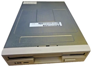Lecteur de disquette Sony Retro 3,5" Sony MP-F40W-23 2,88 Mo ED #NT4262 - Photo 1/4