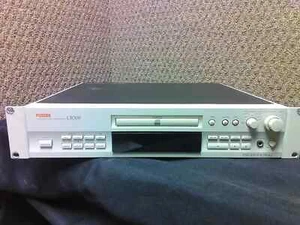 Fostex CR300 Compact Disc Recorder - Picture 1 of 8