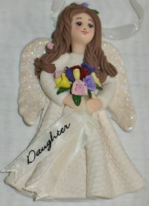 ENGEL TOCHTER ORNAMENT ~ Blumen glitzernde Flügel ~ Fimo ~ Eiche - Bild 1 von 7