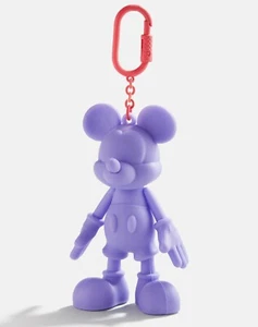 BaubleBar X Disney Púrpura Edición Deportiva Mickey Mouse Bolso Dije Llavero NUEVO - Imagen 1 de 8