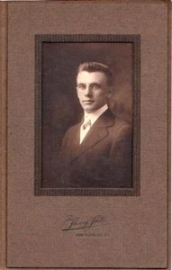 Paul Grout Cabinet Photo #3 - Brattleboro, Vermont - Picture 1 of 2