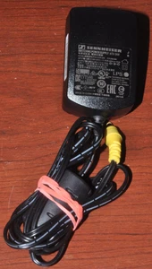 OEM Sennheiser Schaltnetzteil NT9-3AW - Schwarz - Modell PSAC03R-090 - Bild 1 von 2