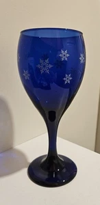 Libbey Cobalt Blue Snowflake Wine Glass - Picture 1 of 4