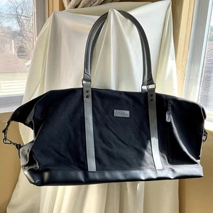 Bella Russo 24" Black Canvas Gray Handles Weekender Bag Zippers Pockets - Picture 1 of 7