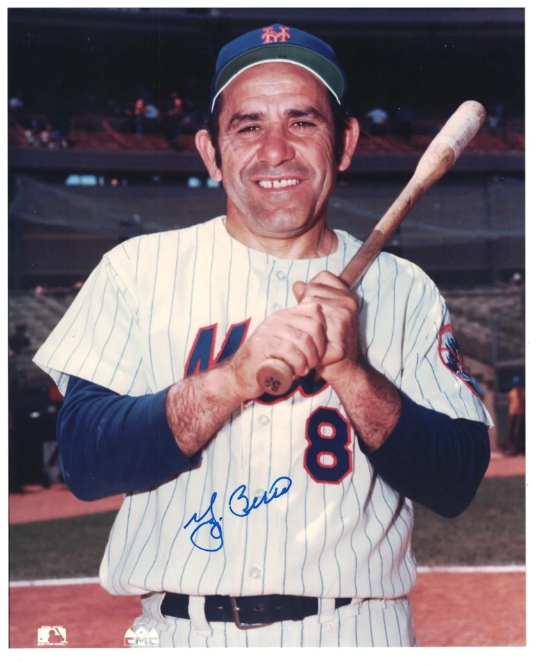 Yogi Berra Signed Autographed 8 x 10 Photo NY Mets Yankees HOF - Image 1 of 1