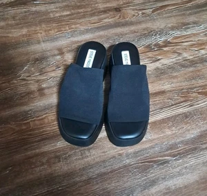 Steve Madden Woman's Slinky Black Iconic Sandal Stretchy Fabric Upper Sz 5.5 - Picture 1 of 6