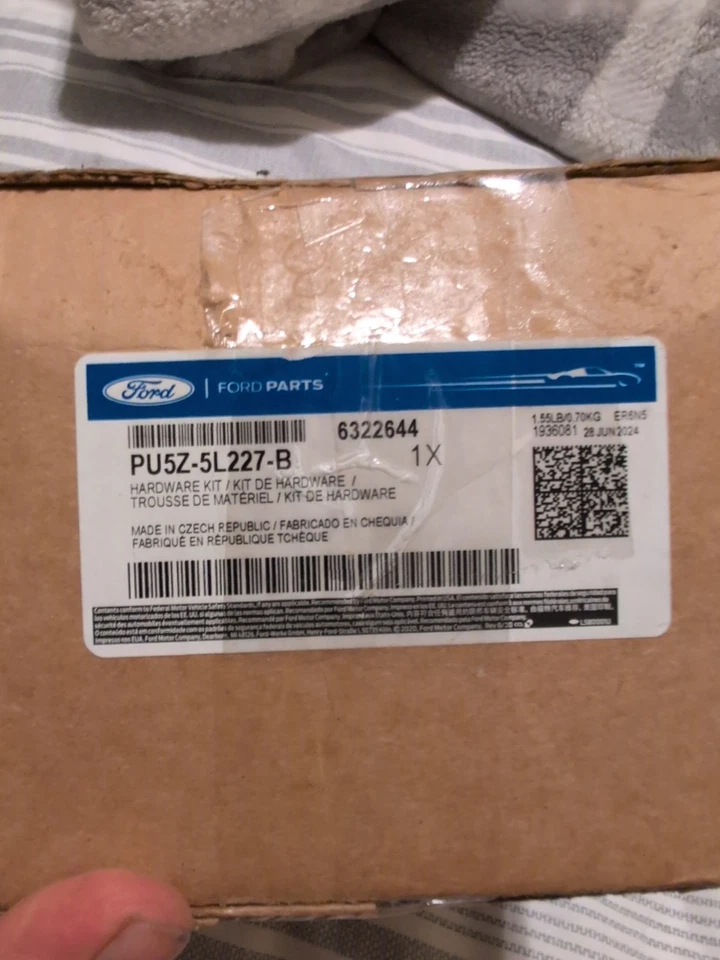 KIT BOMBA FORD PU5Z-5L277-B DEF OEM NUEVO EN CAJA Foto 1 de 1