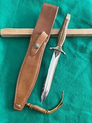 CUCHILLO DE PRESENTACIÓN GERBER MK II PRODUCCIÓN ORIGINAL DE FÁBRICA CON VAINA Foto 1 de 4