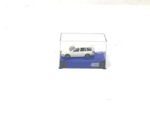 AWA H0 Modellauto PKW VW Passat Variant weiß 1:87 - Bild 1 von 1