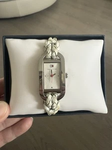 Genuine Tommy Hilfiger Ladies Watch With White Leather Strap - Picture 1 of 6