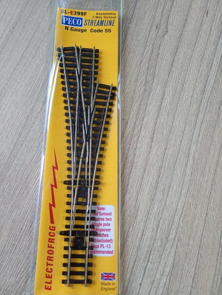 Peco SL-E399F N Gauge Electrofrog Code 55 Asymmetric 3 Way Point  - Image 1 of 3