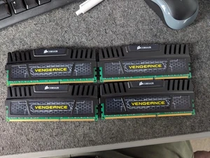 Corsair Vengeance DDR3 32GB 1866MHz (4x8GB) - Picture 1 of 3