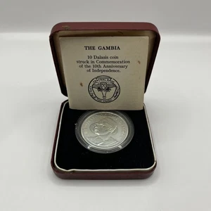 Moneda de plata de prueba de diez dalasis 1975 - 10º aniversario de la independencia - Casa de la Moneda de Gambia - Imagen 1 de 3