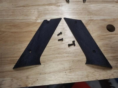 High Standard Model HD H.D. Pistol Grips new reproduction restoration w screws — 第 1/4 张图片