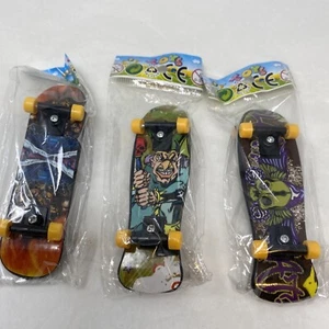 Lotto di 3 finger skateboard da collezione - Foto 1 di 6