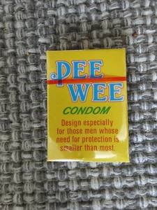 GAG NOVELTY GIFT PEE WEE CONDOM - Picture 1 of 2