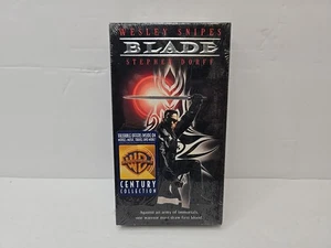 Blade (VHS, 1998) NEW With Watermarks - Wesley Snipes, Stephen Dorff - Picture 1 of 4