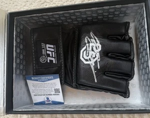 Official Nate Diaz Signed & Authenticated UFC Glove (UFC's 25th Anniversary ed.) - Picture 1 of 7