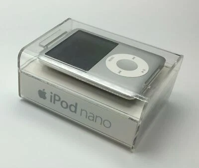 Apple iPod nano A1236 8 GB - 3rd Generation - Silver (MA980LL/A) - Image 1 of 3