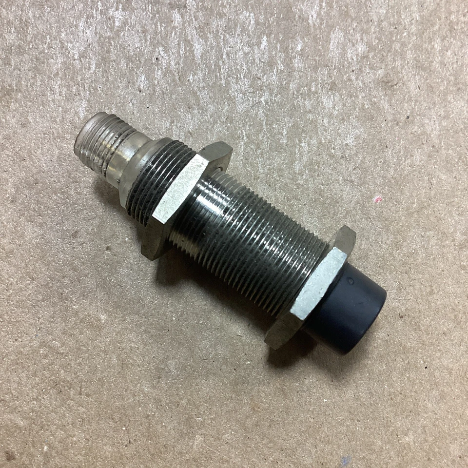 Balluff BES0070 Inductive Sensor 10-30 VDC BES M18MG-PSC16F-S04K F34 - Image 1 of 2