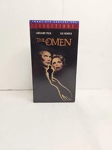 The Omen VHS 1984 CBS Fox Gregory Peck Movie Horror w/ Sleeve - Picture 1 of 5