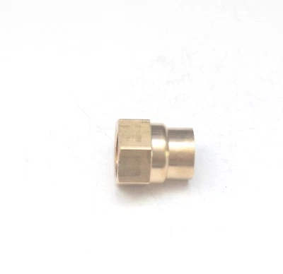 1/4" - 1/8" Female BSP British Brass Fitting Reducer Pipe Coupling  - Image 1 of 4