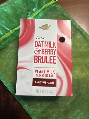 Dove Oat Milk & Berry Brûlée Plant Milk Cleansing Bar Soap 5 Oz NIB - Image 1 of 2