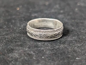 925 Sterling Silver Vintage Ornate Art Deco Band Ring Size 8.25 - Picture 1 of 4
