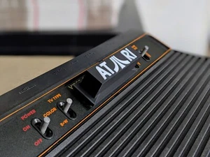 Atari 2600 Cartridge Slot Dust Cover - Picture 1 of 8